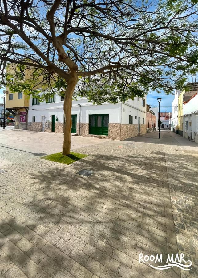 Room Mar Wifi Free , Private Bathroom And Terrace Corralejo Exterior photo